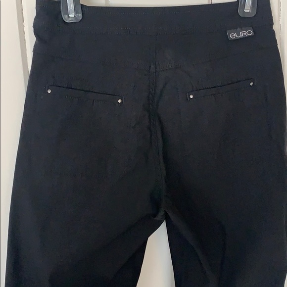 Black pant size 2 - Picture 3 of 5